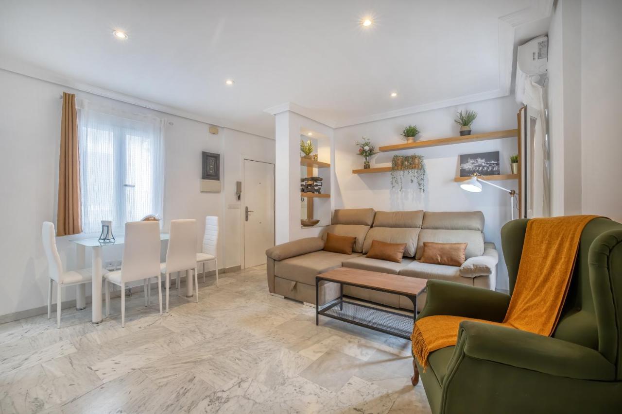 Apartment Zafiro Apartment&parking In The Historical Centre *