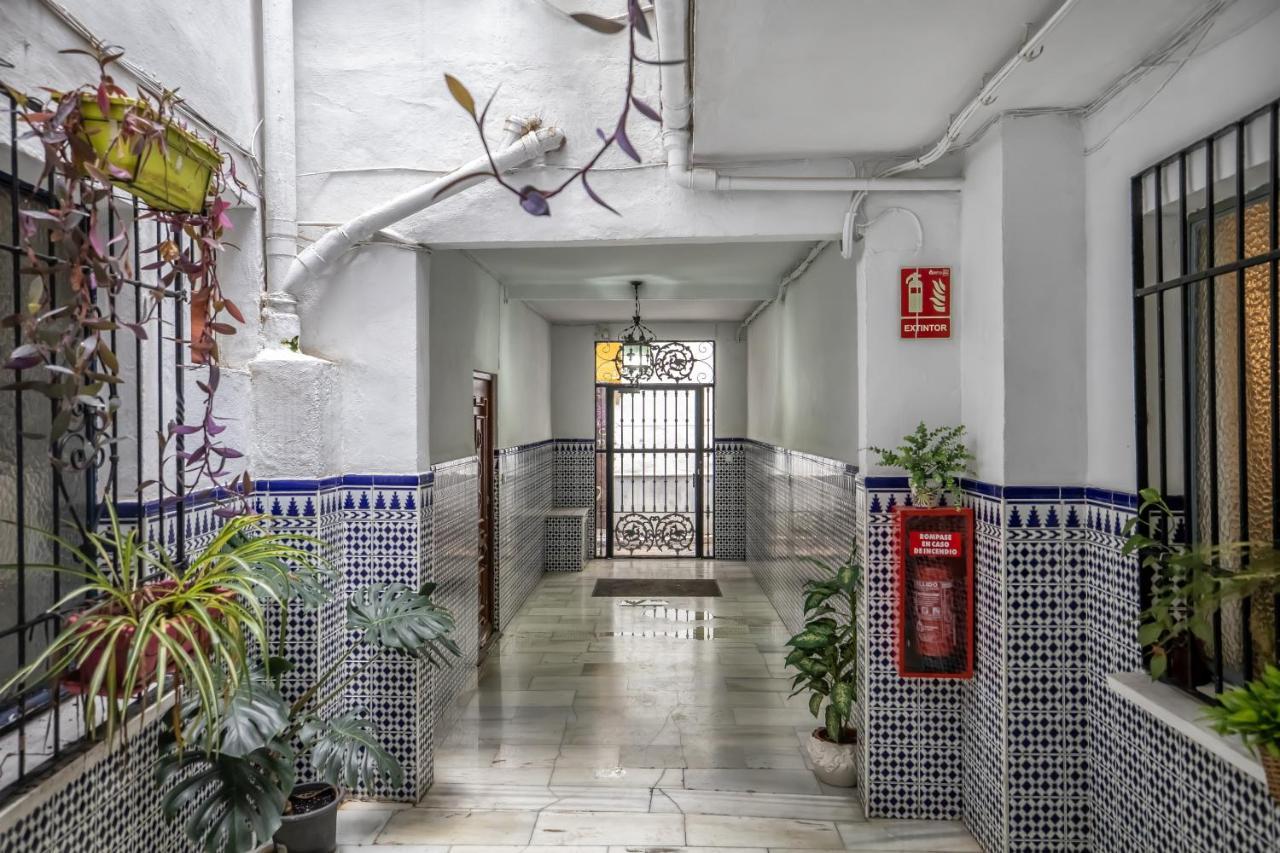 Apartment Zafiro Apartment&parking In The Historical Centre